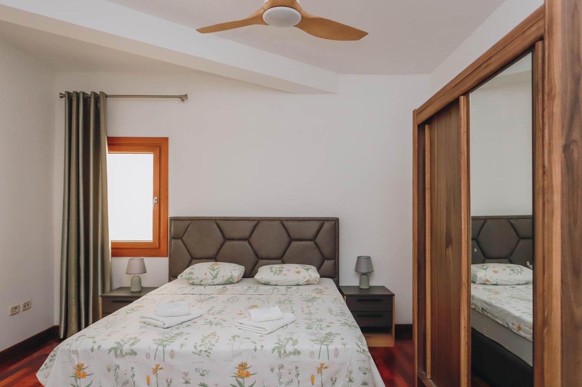 Apartment Near Ponta Nova Of Rafailovici Bečići Exterior foto